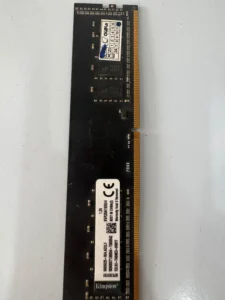 رم کامپیوتر کینگستون مدل KVR26N19S8/4 ظرفیت ۴ گیگابایت DDR4 2666MHz CL19 | کارکرده